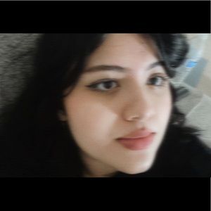 Meet your Posher, Valerie